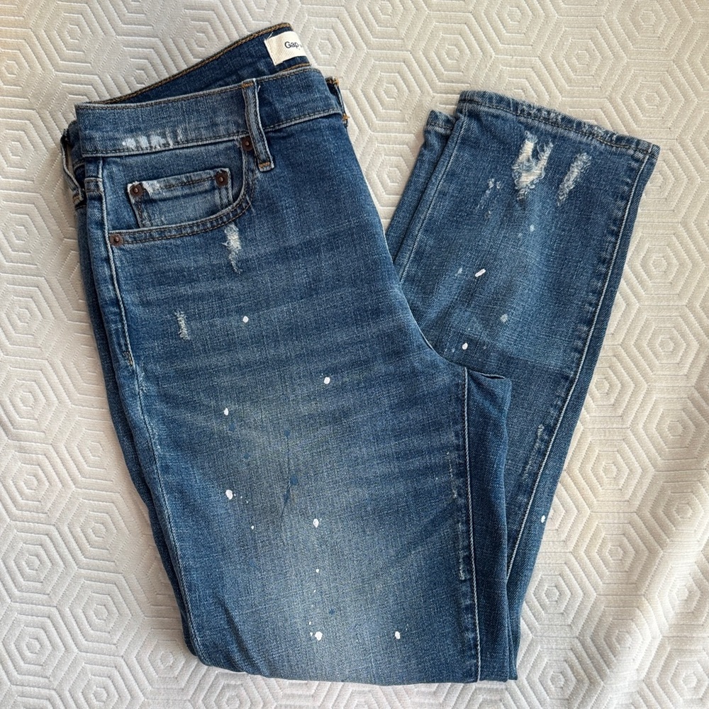GAP Women's Blue Paint Splatter/Distressed Girlfriend Jeans